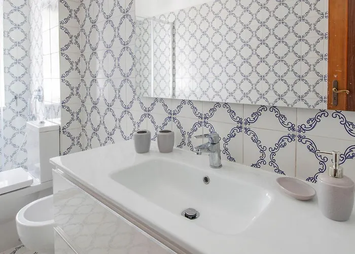 Amina Сорренто